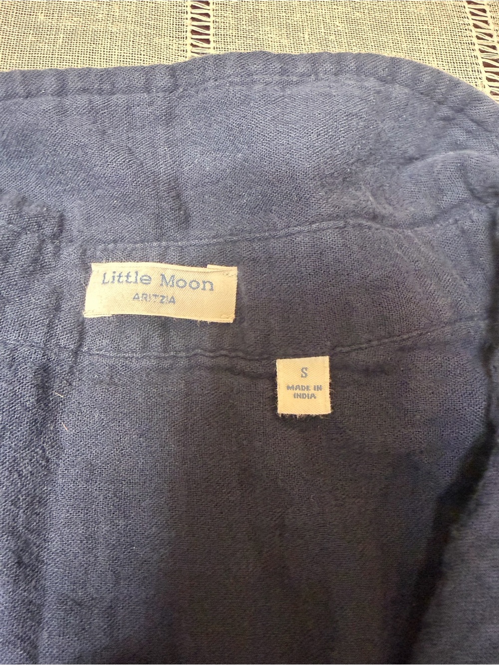 Aritzia Little Moon Women's Sail Shirt 100% Cotton Button-Up Gauze Navy Size Sm - Picture 9 of 15
